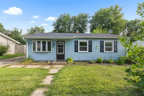 103 Gilbert Ter, Machesney Park, IL 61115