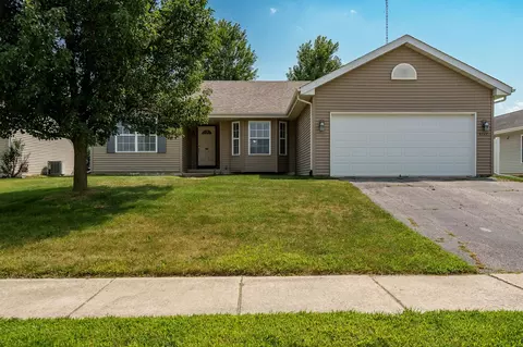 3117 Holiday Dr, Rockford, IL 61109