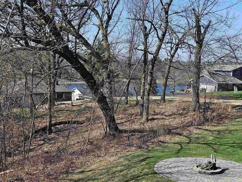 Exterior - 1-150 R Perry Ct, Lanark, IL 61046 photo 18 of 18