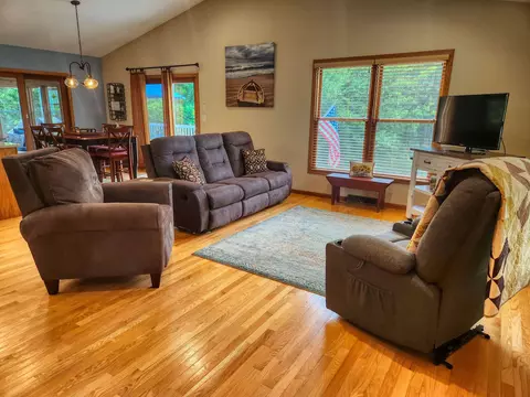 Living - 1-150 R Perry Ct, Lanark, IL 61046 photo 1 of 3