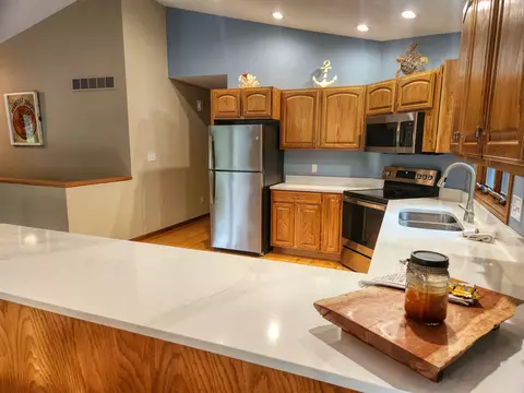 Kitchen - 1-150 R Perry Ct, Lanark, IL 61046 photo 3 of 3