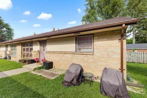 1223 Jackson St, Rockford, IL 61107