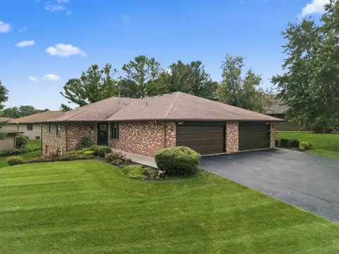 6927 Redansa Dr, Rockford, IL 61108
