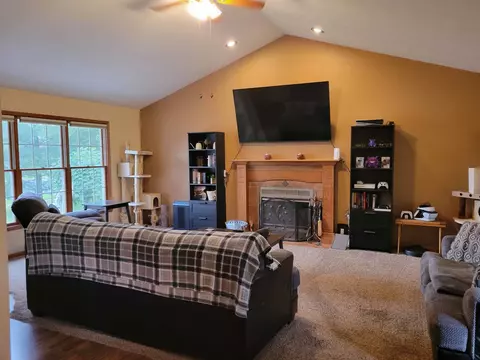 1126 Old Hunter Run, Byron, IL 61010 photo 7