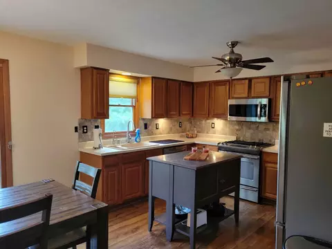 1126 Old Hunter Run, Byron, IL 61010 photo 8