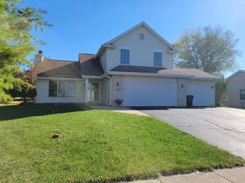 1126 Old Hunter Run, Byron, IL 61010 photo 3