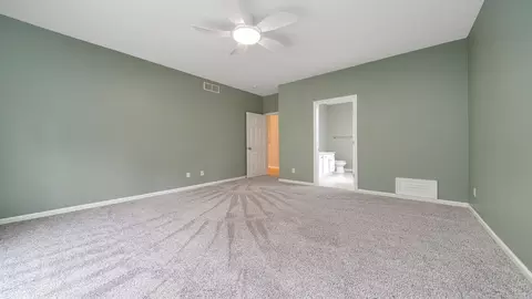 Bedroom - 9337 River View Trl, Roscoe, IL 61073 photo 3 of 5