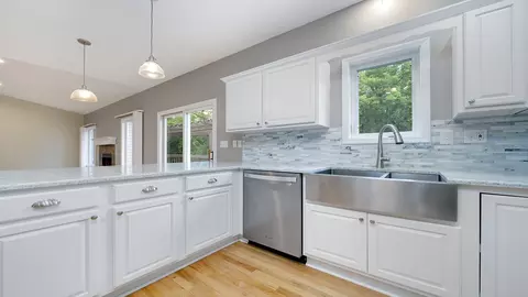 Kitchen - 9337 River View Trl, Roscoe, IL 61073 photo 2 of 2