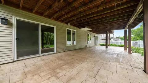 Exterior - 9337 River View Trl, Roscoe, IL 61073 photo 6 of 8