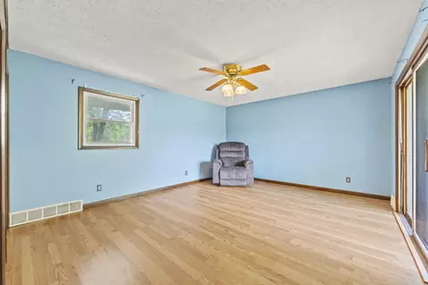 8231 Highview Dr, Winnebago, IL 61088 photo 22
