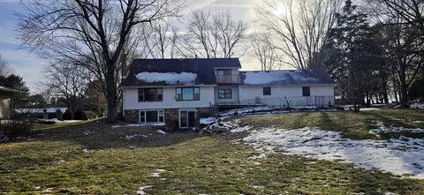 8231 Highview Dr, Winnebago, IL 61088 photo 38