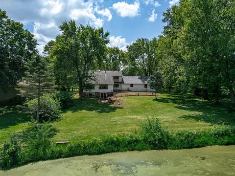 8231 Highview Dr, Winnebago, IL 61088 photo 54
