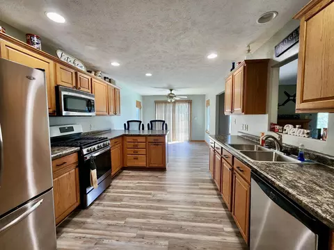 Kitchen - 203 S Westview Dr, Lanark, IL 61046 photo 3 of 3