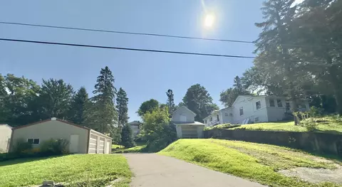 103 N Carroll St, Mount Carroll, IL 61053