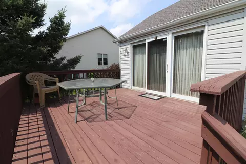 Exterior - 2209 Hillside Ct, Freeport, IL 61032 photo 3 of 8