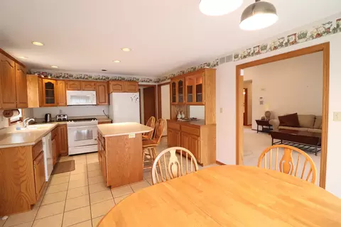 Kitchen - 2209 Hillside Ct, Freeport, IL 61032 photo 2 of 3