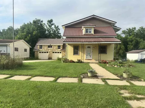 430 Hubbard, Winslow, IL 61089