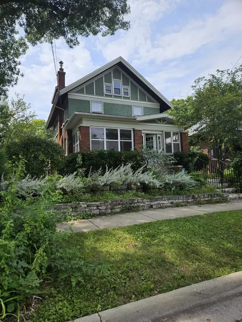 1734 Cumberland St, Rockford, IL 61103