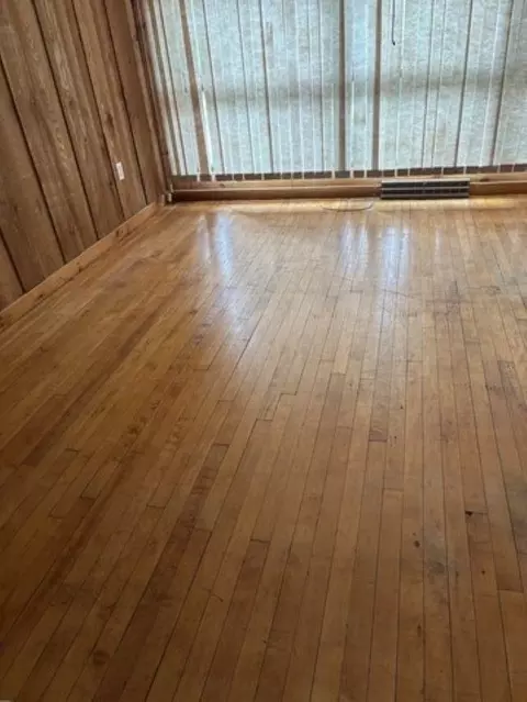 Living - 38227 N 3rd Ave, Spring Grove, IL 60081 photo 1 of 1