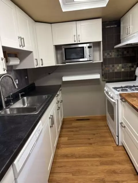 Kitchen - 38227 N 3rd Ave, Spring Grove, IL 60081 photo 1 of 2