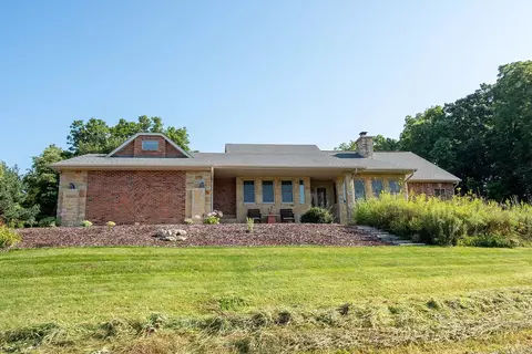 7822 Burr Oak Rd, Roscoe, IL 61073 photo 7
