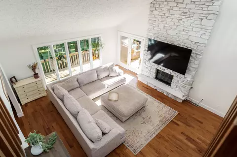 8383 E Crockett Rd, Roscoe, IL 61073 photo 32