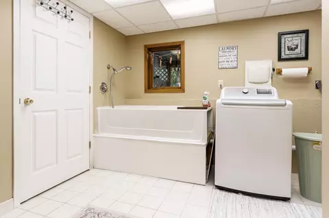8383 E Crockett Rd, Roscoe, IL 61073 photo 46