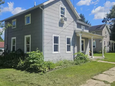 419 N Lee St, Davis, IL 61019 photo 2