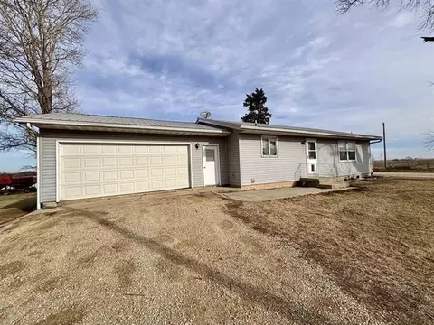 12934 N Damascus Rd, Winslow, IL 61089