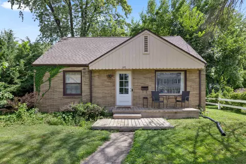 625 Welty Ave, Rockford, IL 61107