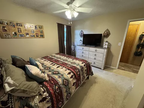 519 E 26th St, Sterling, IL 61081 photo 21