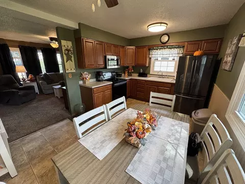 519 E 26th St, Sterling, IL 61081 photo 13