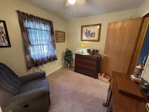 519 E 26th St, Sterling, IL 61081 photo 28