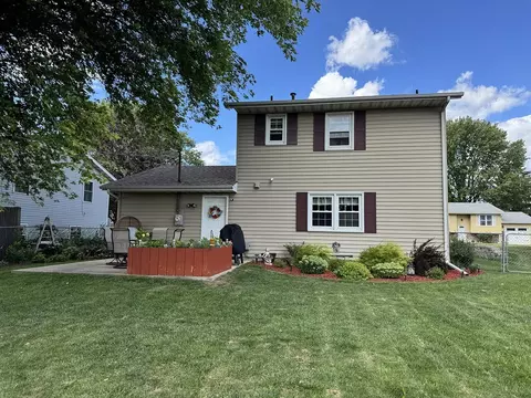 519 E 26th St, Sterling, IL 61081 photo 6