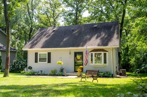 237 NE Rochester Rd, Poplar Grove, IL 61065