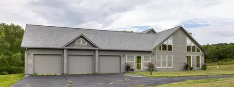 67 Sugarcreek Trl, Galena, IL 61036