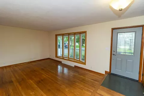 3096 E Water Rd, Byron, IL 61010 photo 4