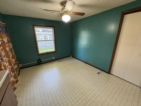 Bedroom - 74 Snow St, Chadwick, IL 61014 photo 1 of 5