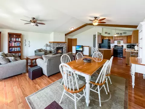 23-222 Brighton Ct, Lanark, IL 61046 photo 5