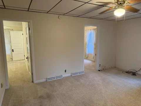 6310 High, Freeport, IL 61032 photo 9