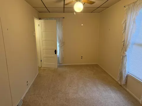 6310 High, Freeport, IL 61032 photo 11