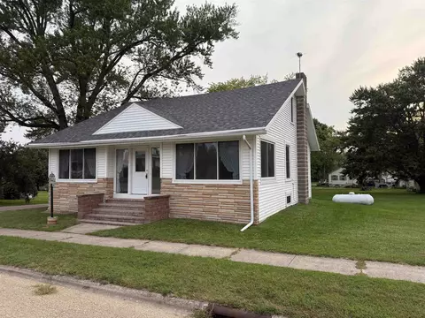6310 High, Freeport, IL 61032 photo 23