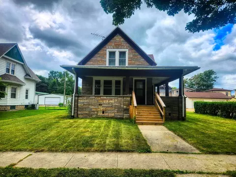 628 E Locust, Lanark, IL 61046