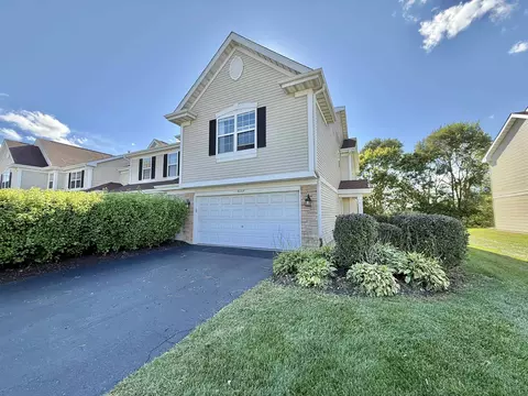 9008 Leicester Way, Roscoe, IL 61073