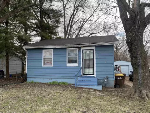 3426 Liberty Dr, Rockford, IL 61101