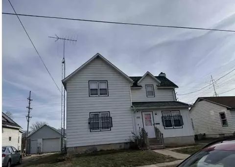 733 S 15th Ave, Freeport, IL 61032
