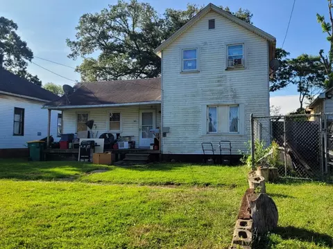 705 E Wilson St, Streator, IL 61364