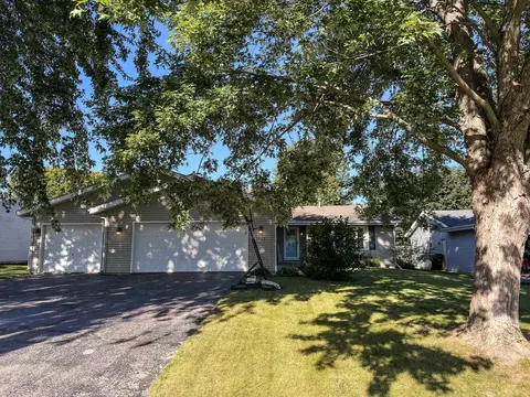 14142 Surf Ct, South Beloit, IL 61080