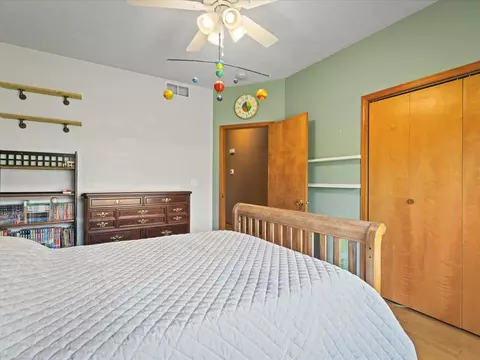 Bedroom - 198 Lake Summerset Dr, Lake Summerset, IL 61019 photo 5 of 8