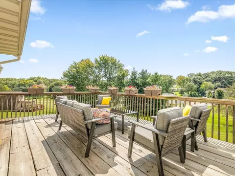 Exterior - 198 Lake Summerset Dr, Lake Summerset, IL 61019 photo 3 of 5